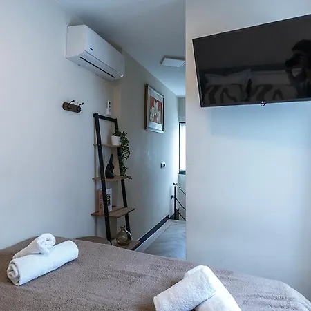 Cozy With New Shower Near Popodium 013 Apartamento *