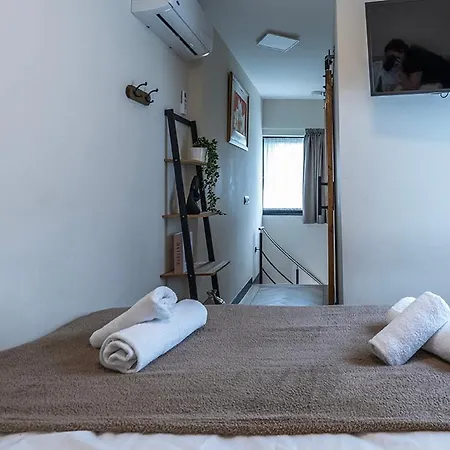 Cozy With New Shower Near Popodium 013 * Tilburgo