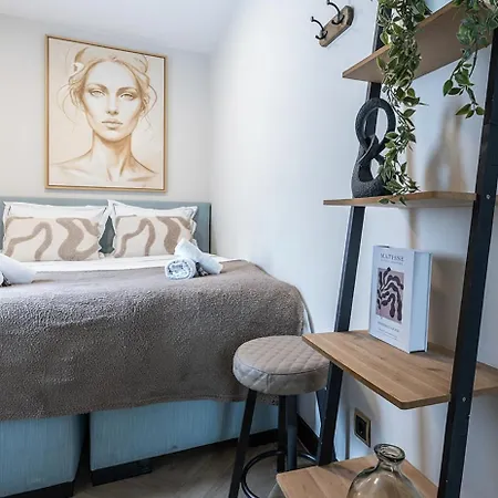 Apartamento Cozy With New Shower Near Popodium 013