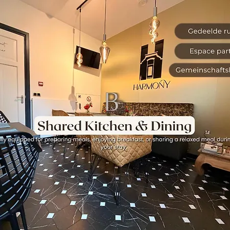Aparthotel Near Hotspots Stay, W Shared Kitchen 3*