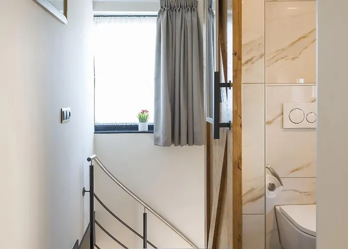 Cozy With New Shower Near Popodium 013