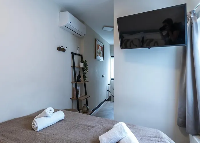 Cozy With New Shower Near Popodium 013 Apartment *