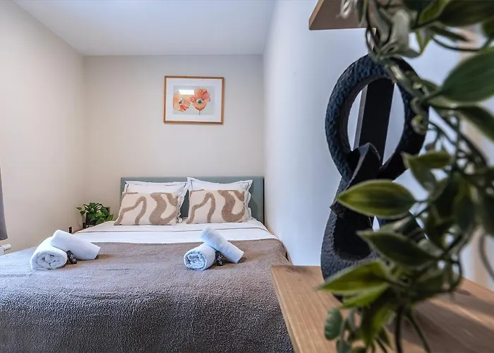 Cozy With New Shower Near Popodium 013 Apartment *