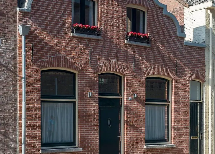 Appartement Cozy With New Shower Near Popodium 013 Tilburg