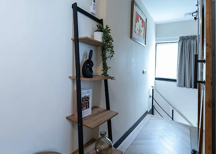 Cozy With New Shower Near Popodium 013 * Тилбург