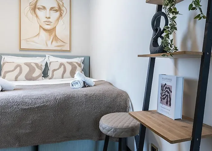 Appartement Cozy With New Shower Near Popodium 013